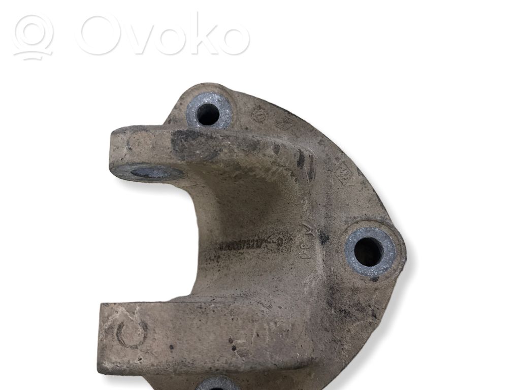 Engine mounting bracket   8200675217