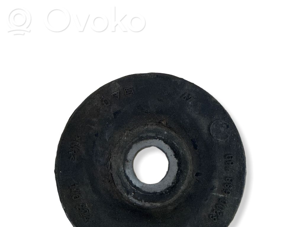Coil spring mount   8200688789