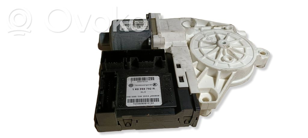 Volkswagen Golf Plus Silnik regulatora szyby drzwi przednich 