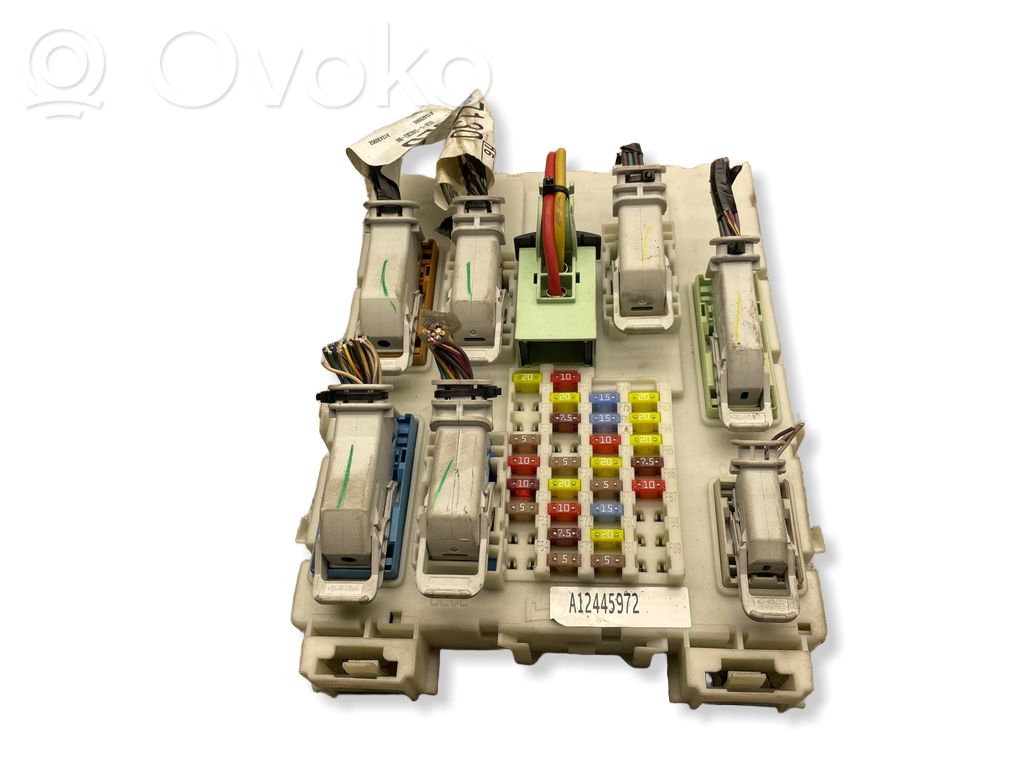 Saugiklių blokas   BV6N14A073