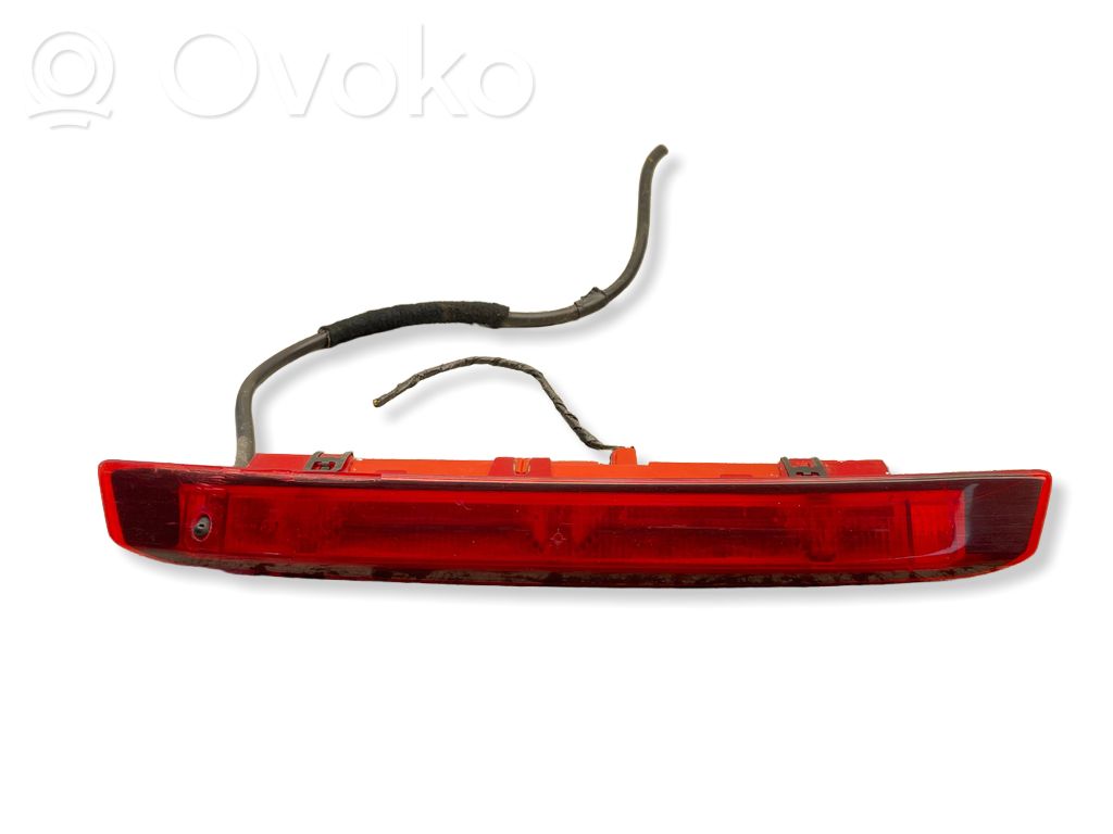 Ford Focus Third/center stoplight 