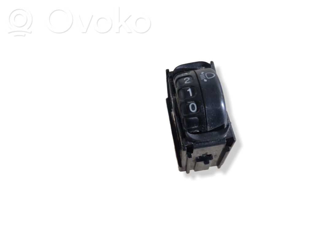 Toyota Yaris Lukturu augstuma regulēšanas slēdzis 