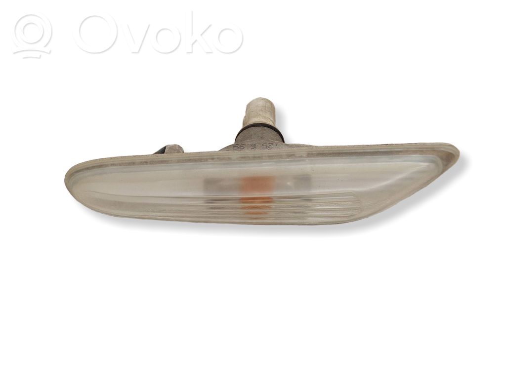 BMW 5 E60 E61 Front fender indicator light 