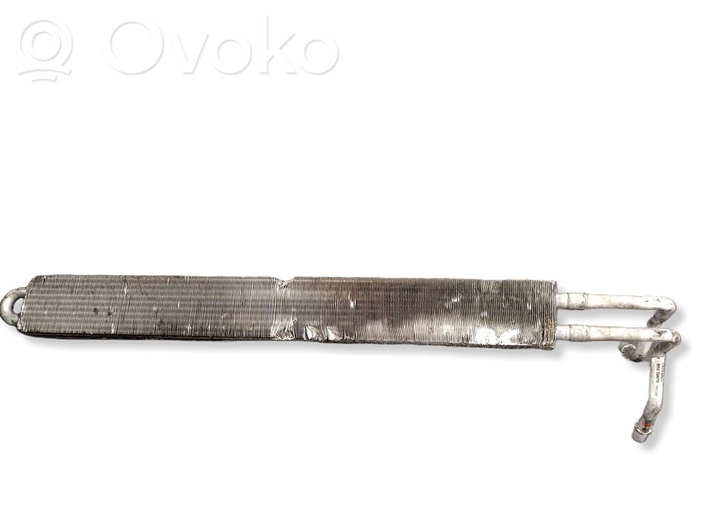Vairo stiprintuvo radiatorius   7586776