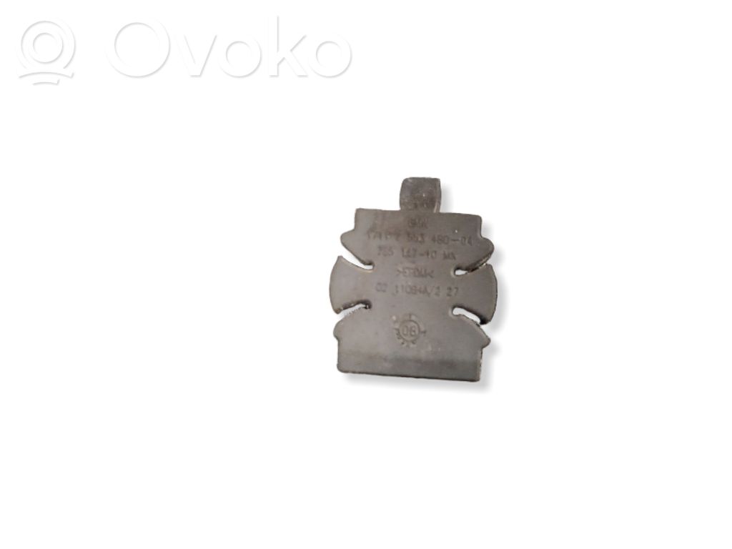 Radiator mount bracket   7553480