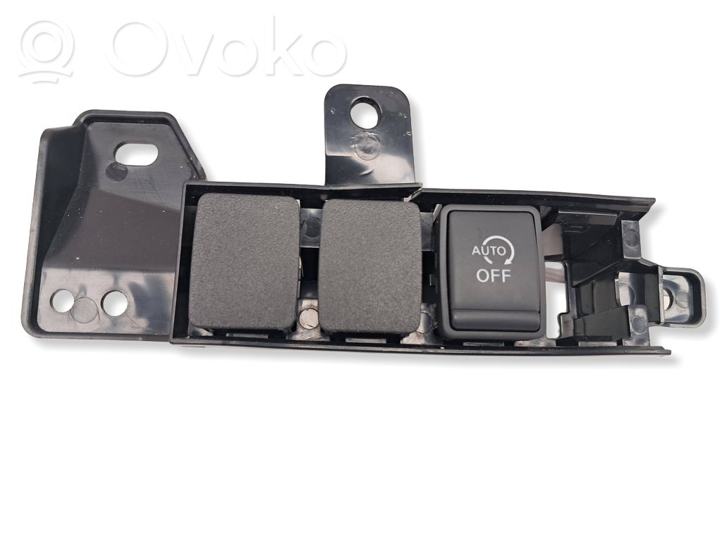 Nissan Qashqai A set of switches 