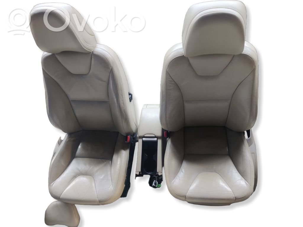 Interior set
