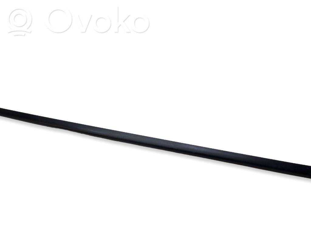 Audi Q4 Sportback e-tron Windshield trim 