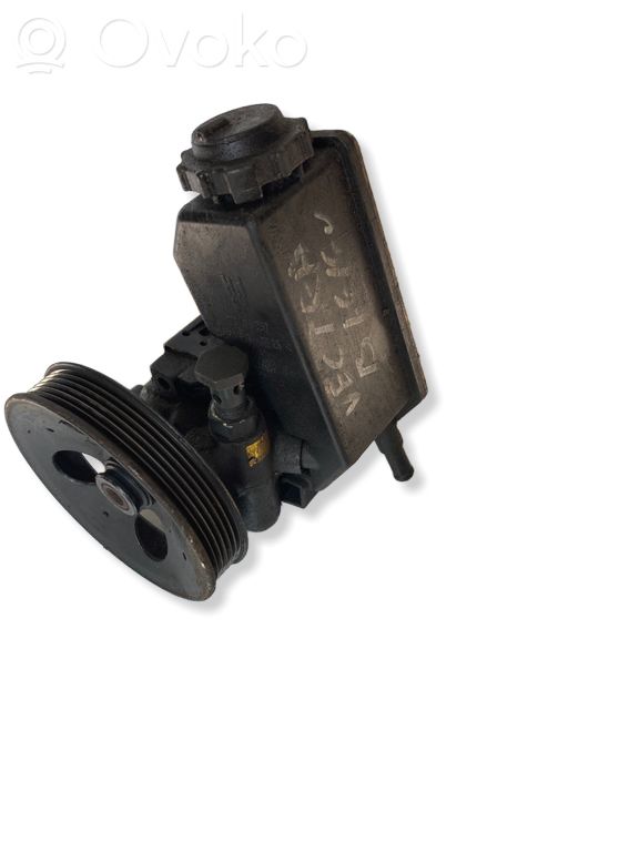 Opel Vectra B Power steering pump 