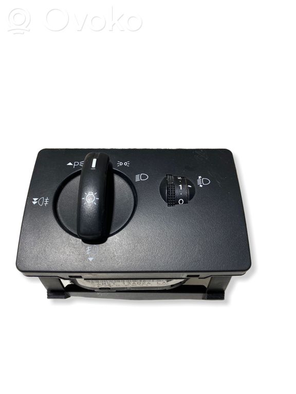 Ford Focus Light switch 