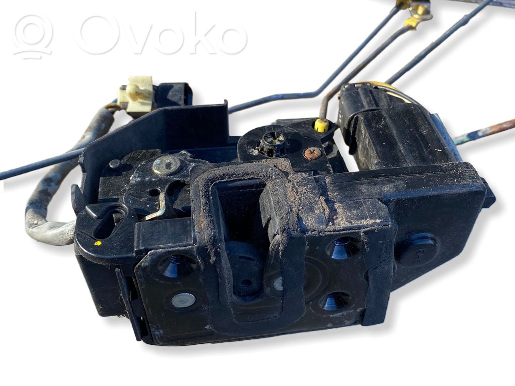 Hyundai Getz Priekšpusē slēdzene 
