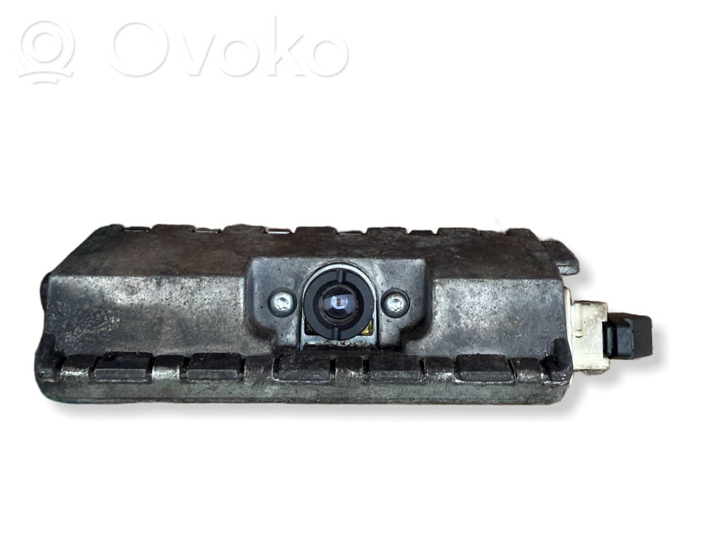 Volkswagen PASSAT CC Windshield/windscreen camera 