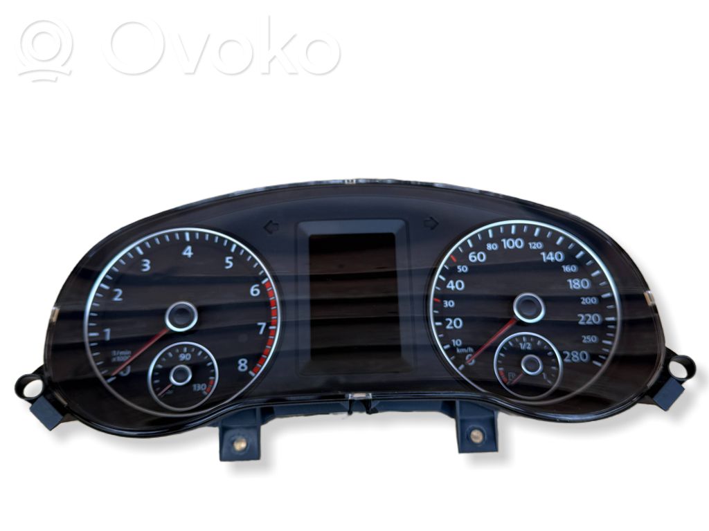 Volkswagen Jetta V Spidometras (prietaisų skydelis) 