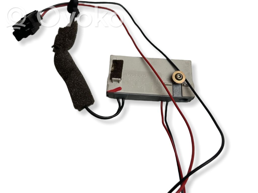 Volvo 850 Antenos stiprintuvas 