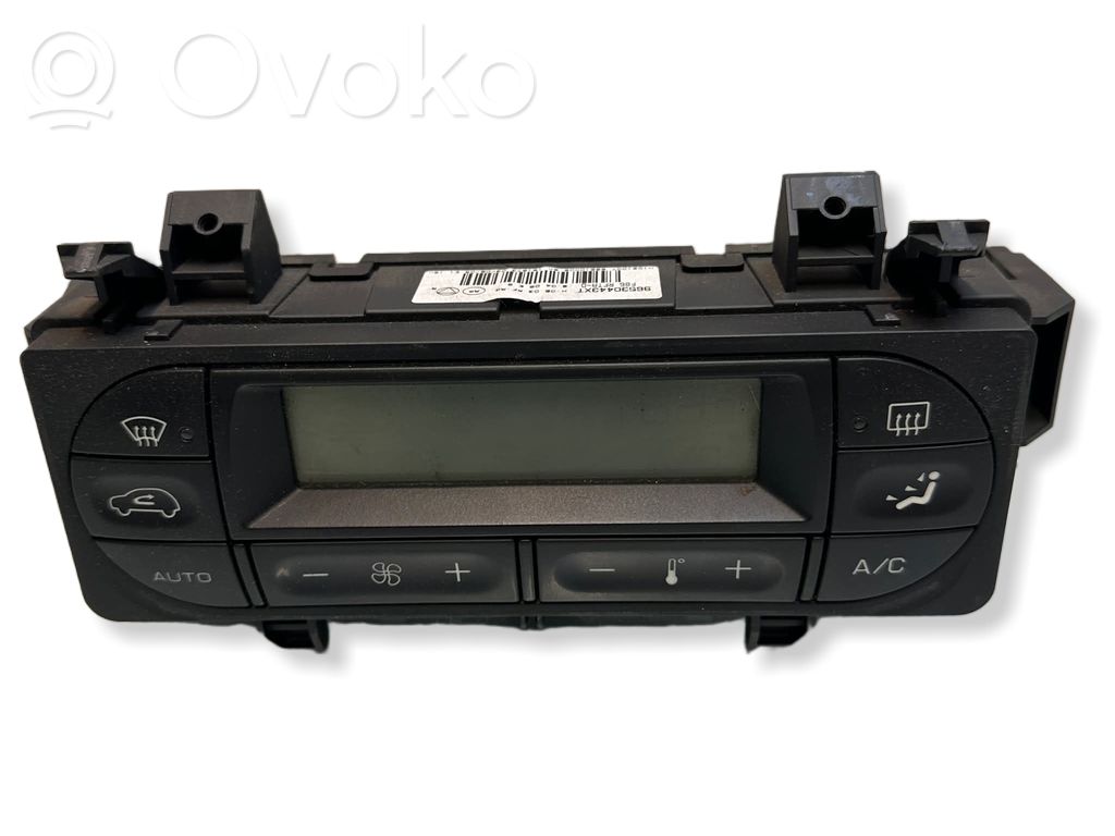 Peugeot 1007 Climate control unit 