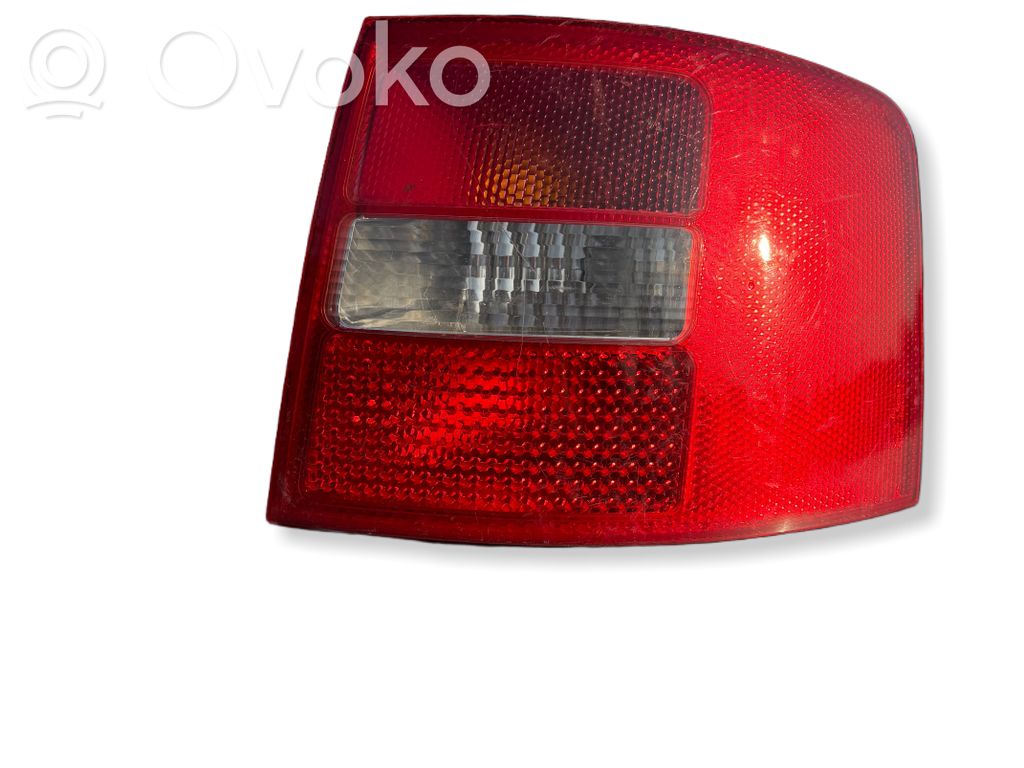 Audi A6 S6 C5 4B Lampa tylna 
