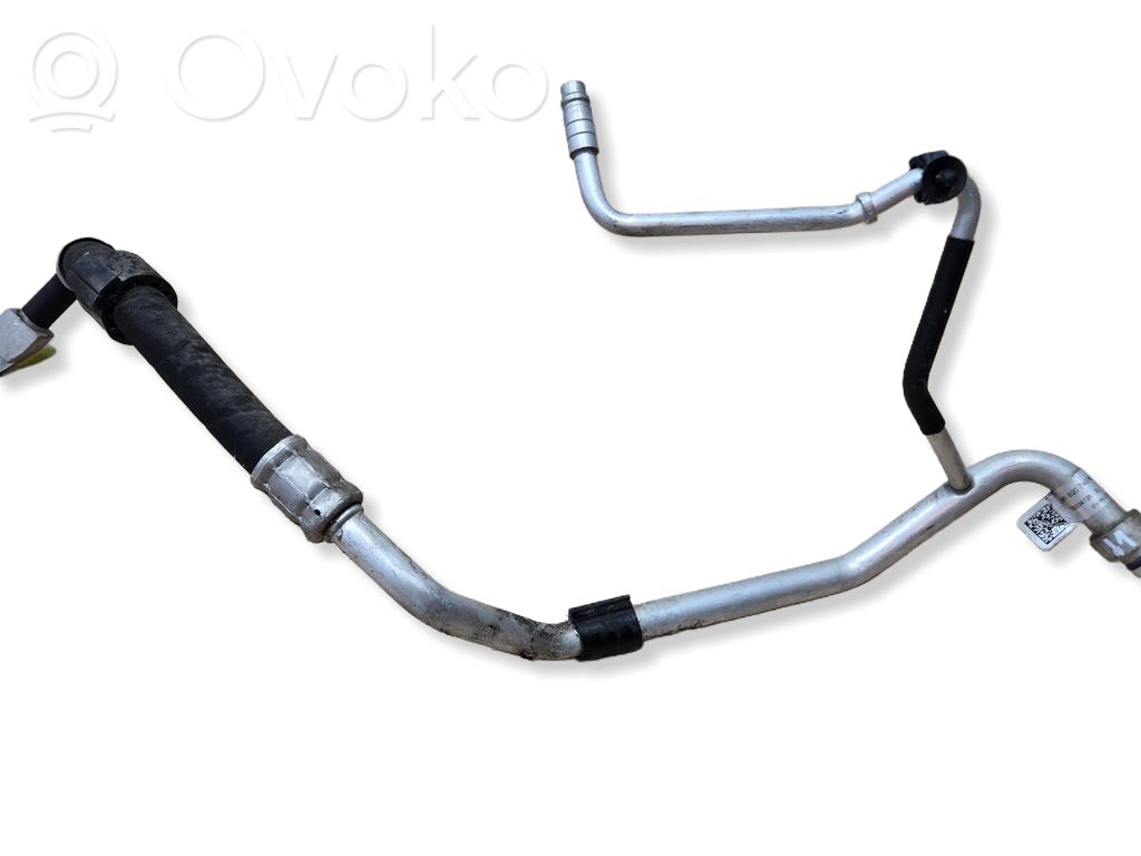 Audi Q7 4M Ilmastointilaitteen putki (A/C) 