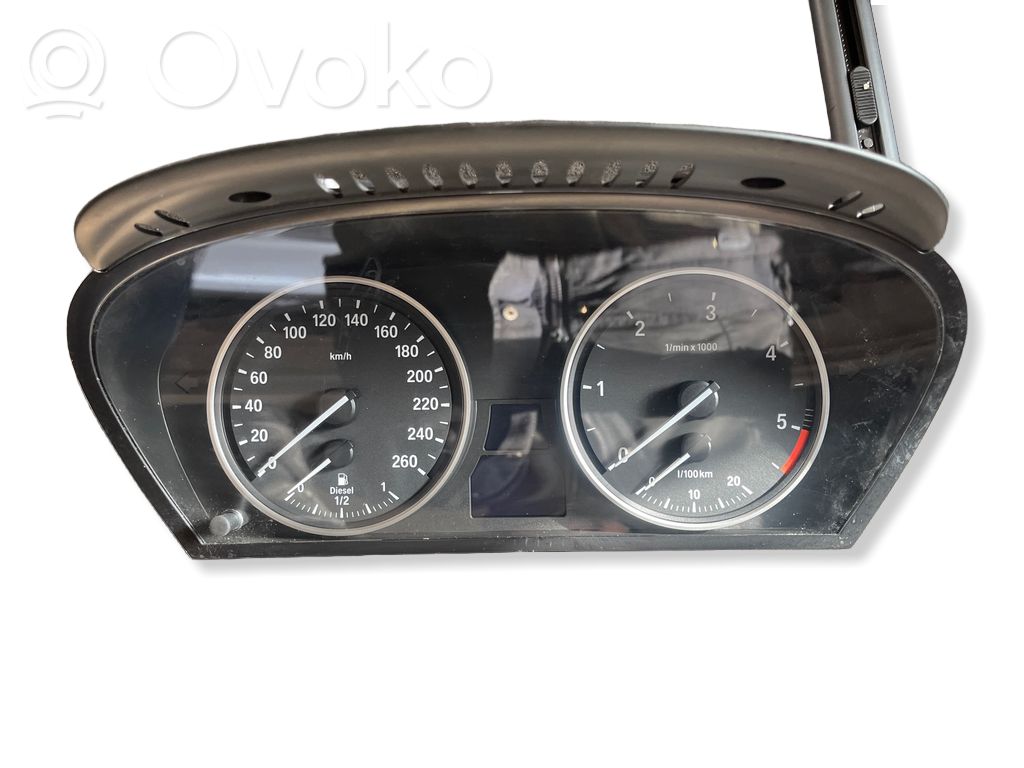 BMW 5 E60 E61 Speedometer (instrument cluster) 
