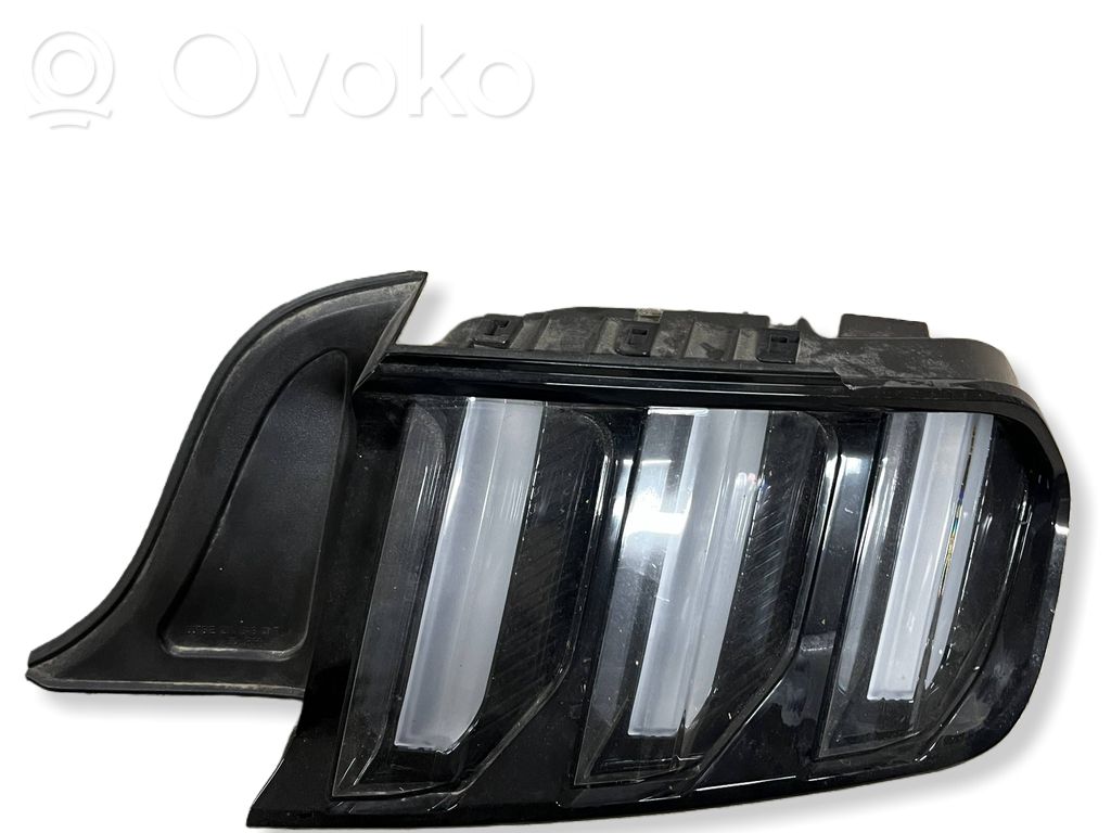 Ford Mustang VI Takavalot 