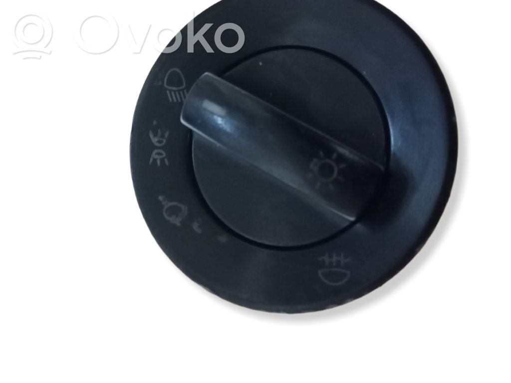 Volkswagen Golf IV Light switch 