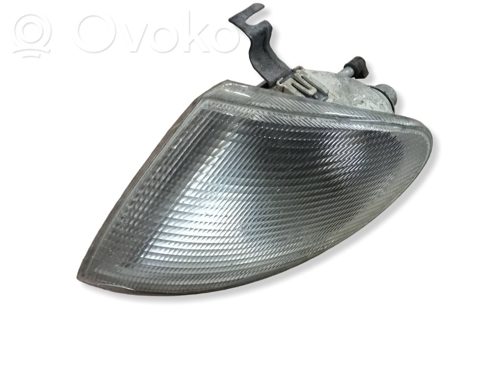 Front indicator light   0311325005