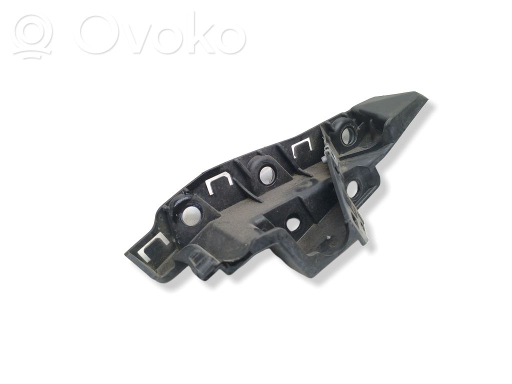 Audi Q7 4M Front bumper mounting bracket 