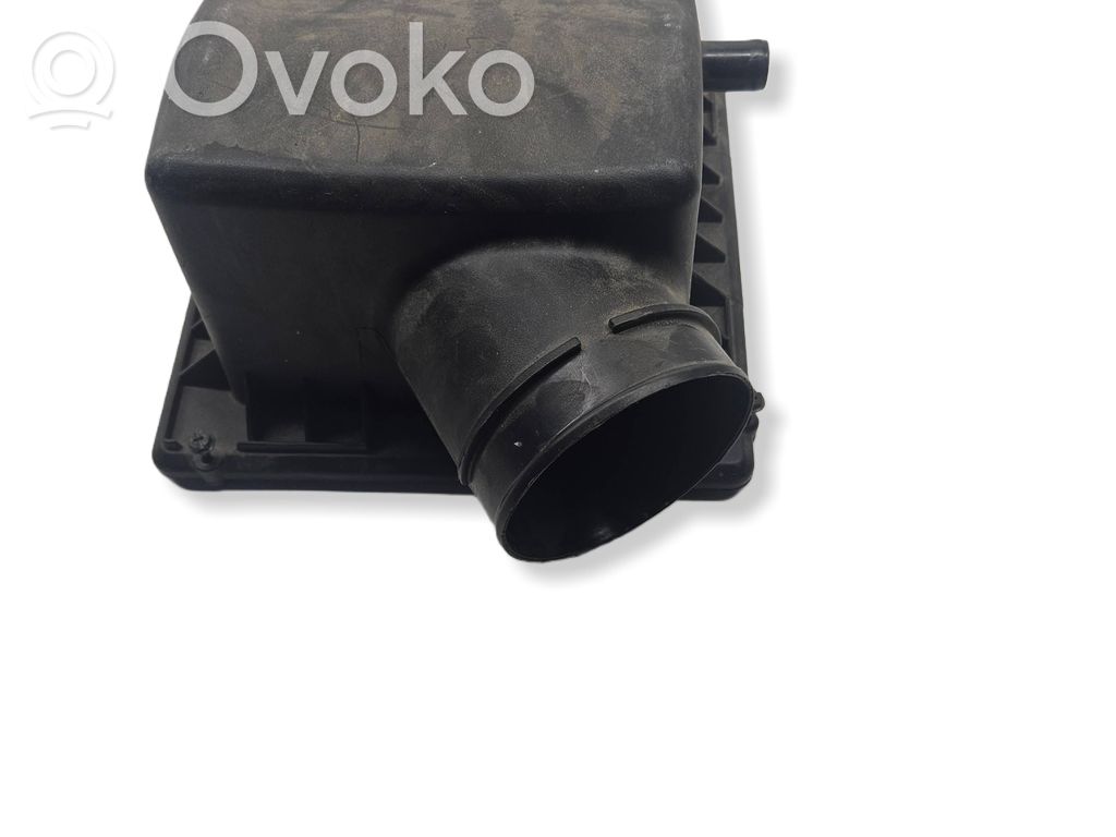Dodge Journey Air filter box 
