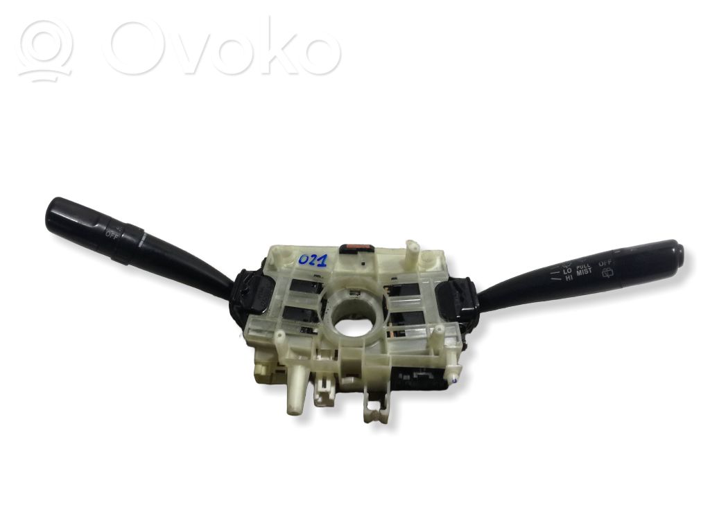 Subaru Legacy Wiper turn signal indicator stalk/switch 