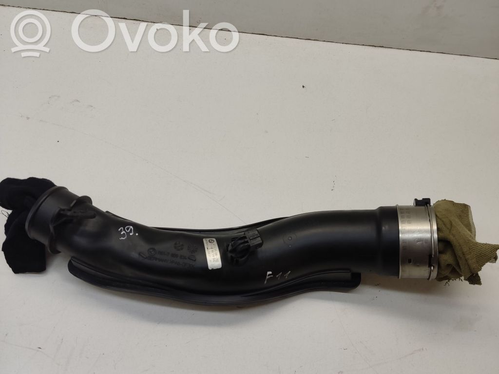 BMW 5 F10 F11 Intercooler hose/pipe 