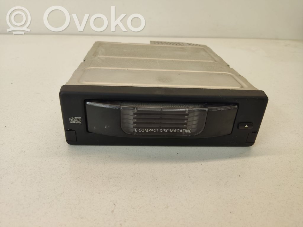 BMW 5 E60 E61 CD/DVD changer 