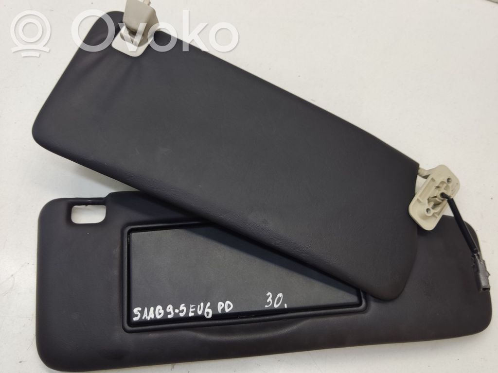 Sun visor   4683579