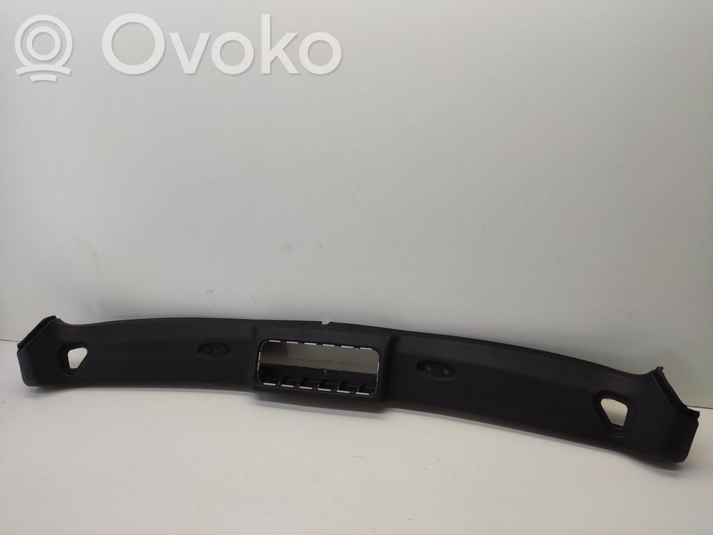 BMW M3 Kita salono detalė 