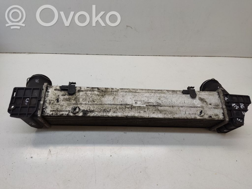 Intercooler radiator   3093796