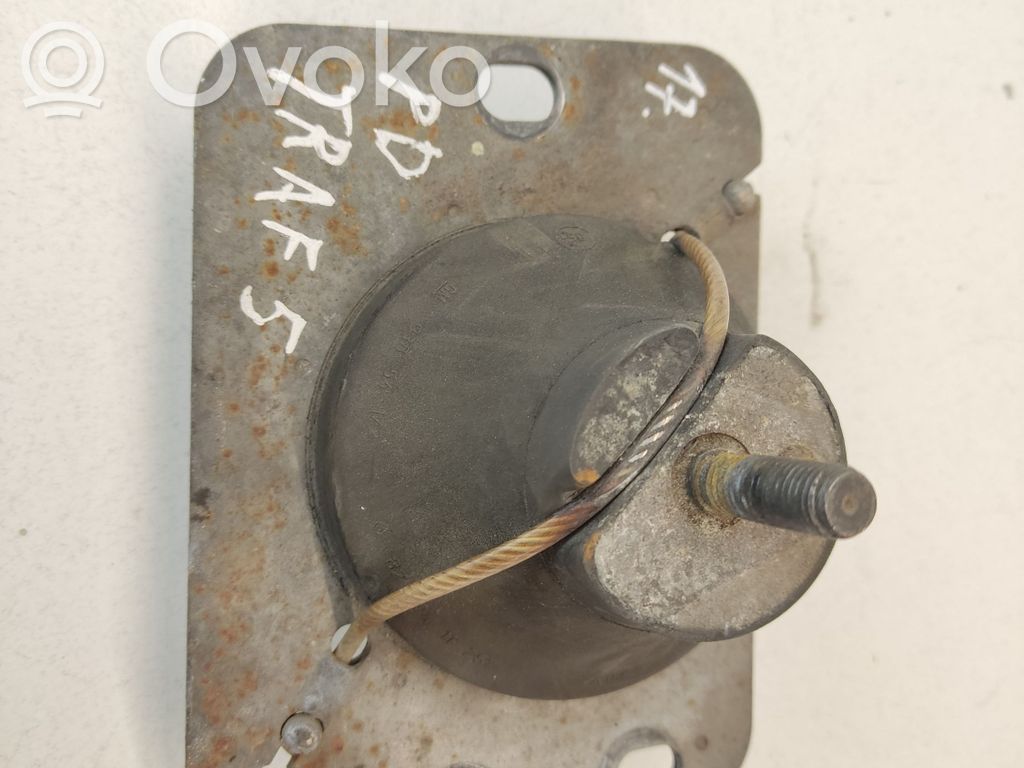 Renault Trafic II (X83) Engine mount bracket 