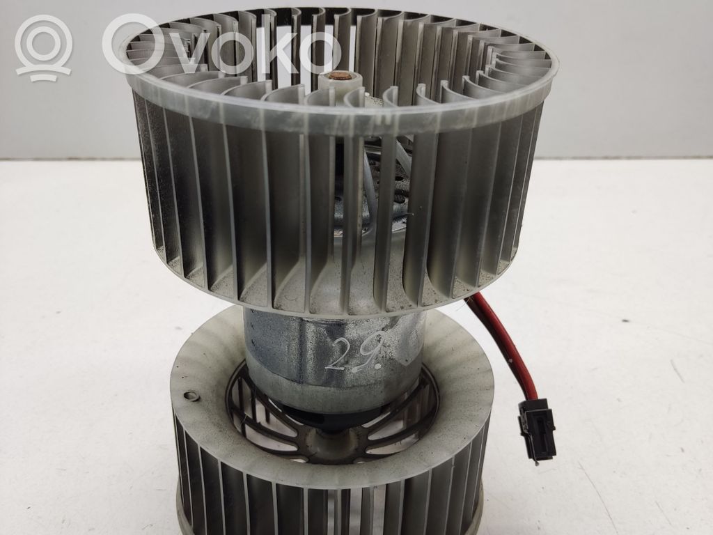 BMW 3 E46 Mazā radiatora ventilators 