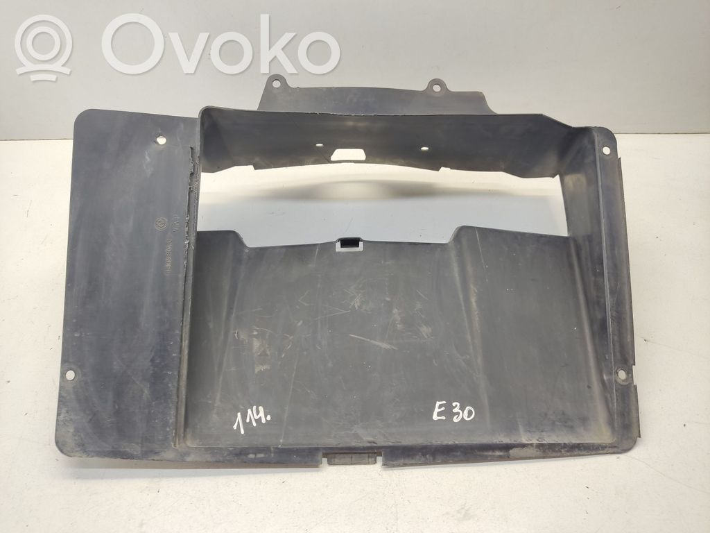 BMW 3 E30 Gaisa plūsmas novirzītājs (-i) 