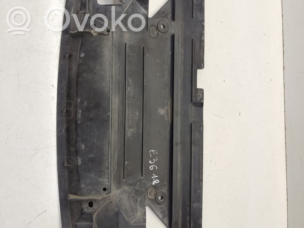 BMW 3 E36 Radiatoru dekoratīvā apdare 