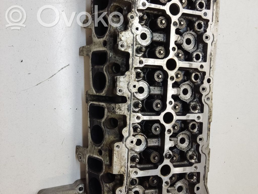 BMW 5 F10 F11 Engine head 