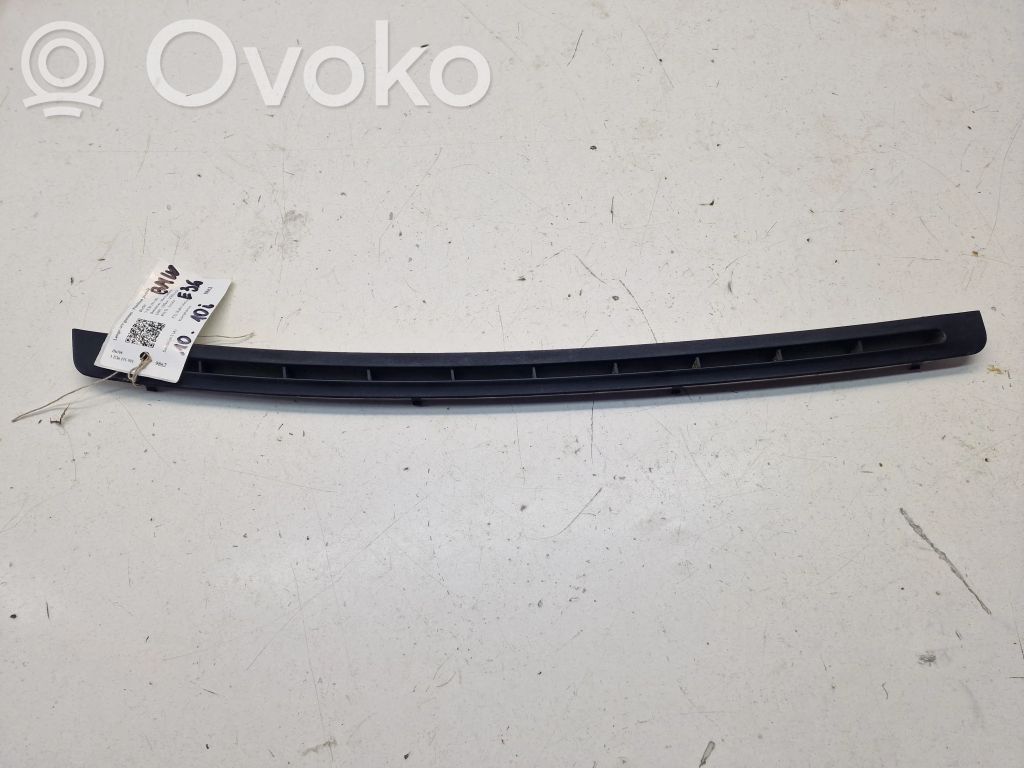 BMW 3 E36 Loga gaisa režģis 