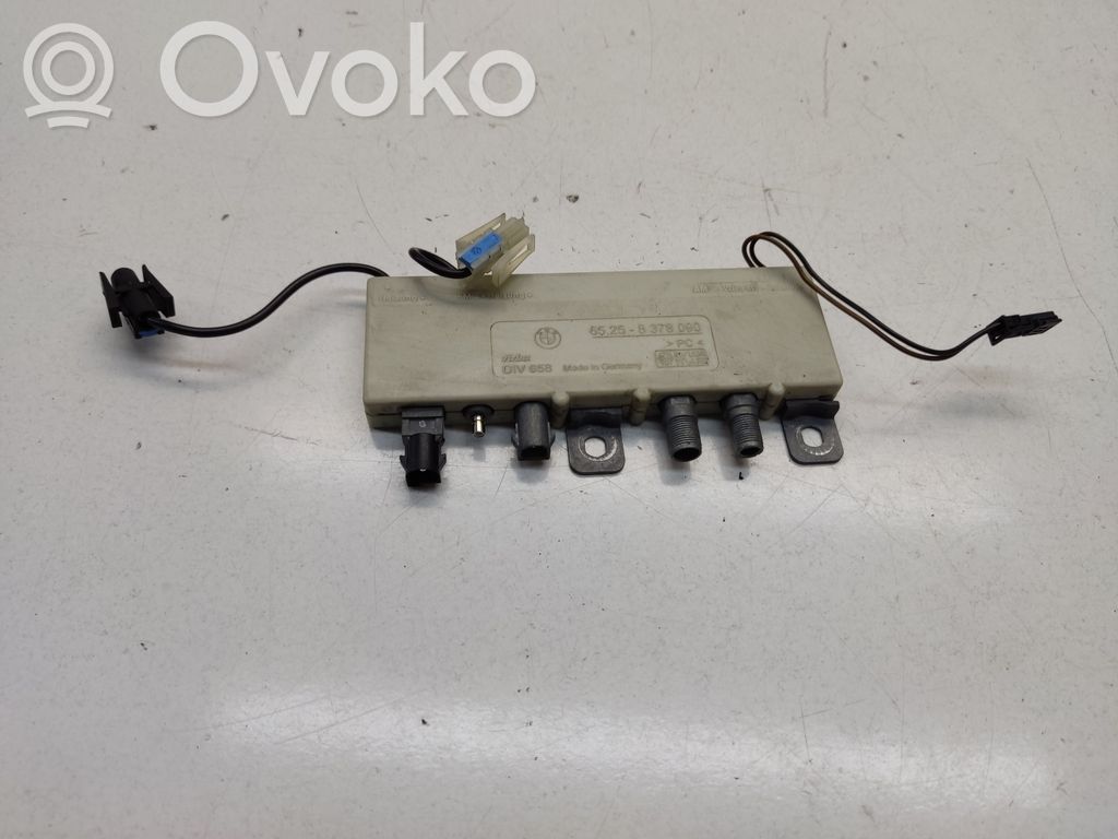 BMW 5 E39 Antenos stiprintuvas 