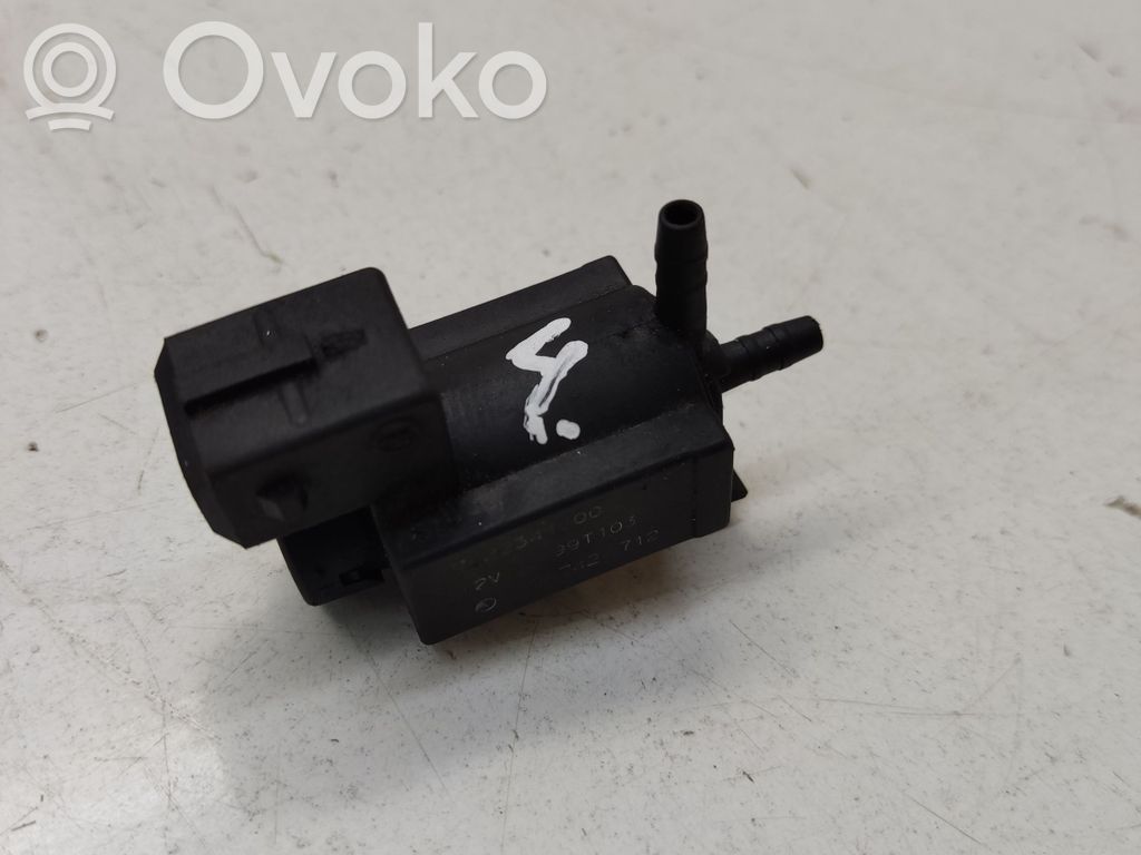 BMW 5 E39 Solenoid supapă turbosuflantă 