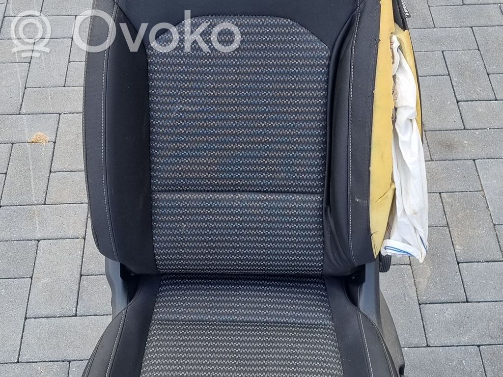Front driver seat   88795,3453475