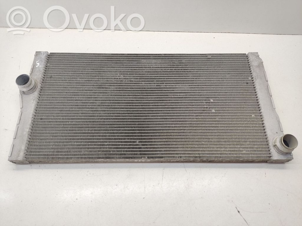 BMW 5 F10 F11 Aušinimo skysčio radiatorius 