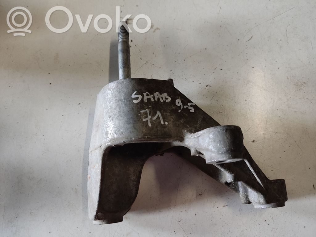Saab 9-5 Engine mounting bracket 