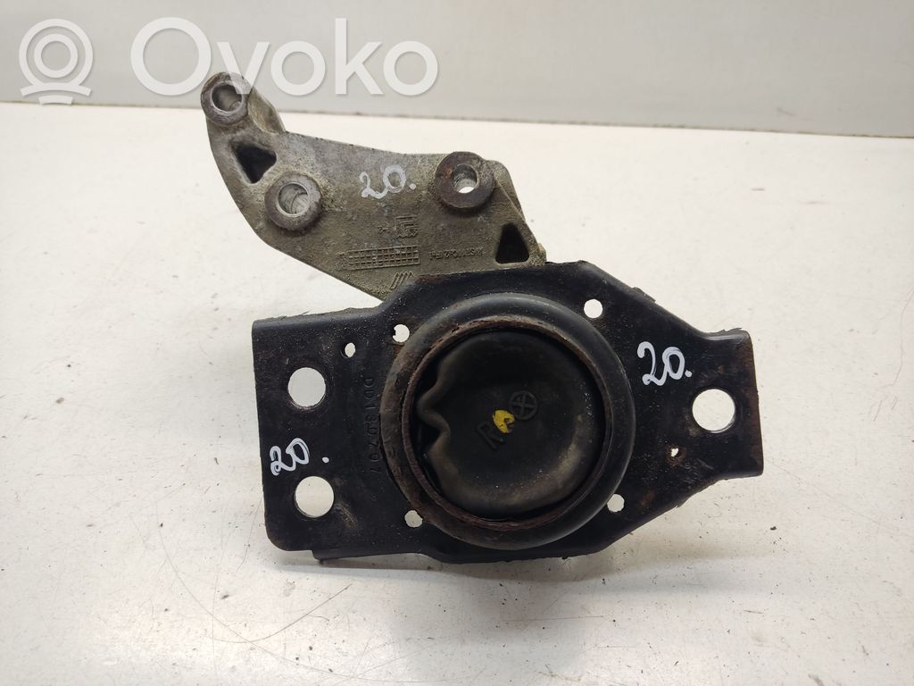 Engine mount bracket   DD130707,F6036100