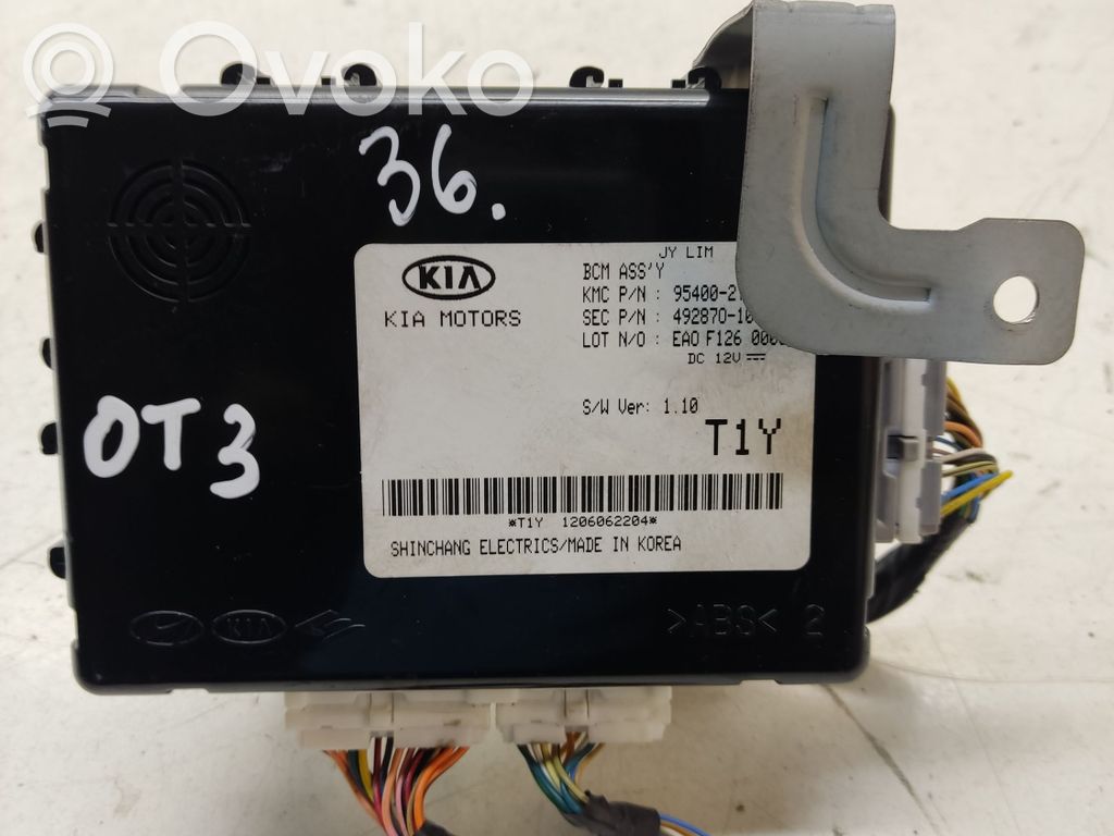 KIA Optima Module de contrôle carrosserie centrale 