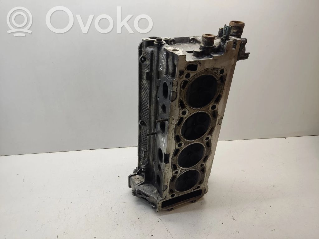 Saab 9-5 Engine head 