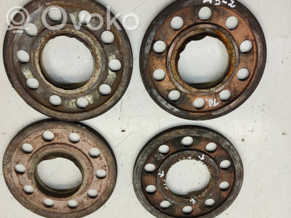 Wheel spacers