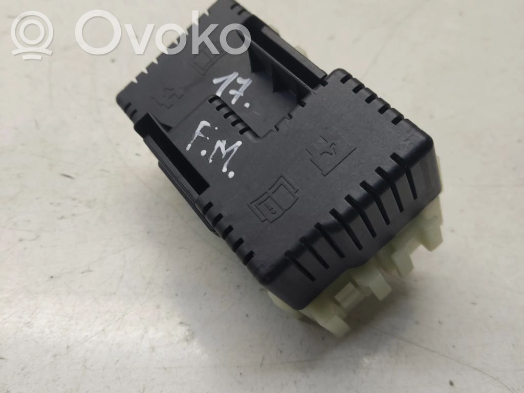 Ford Mondeo MK IV Módulo de fusible 