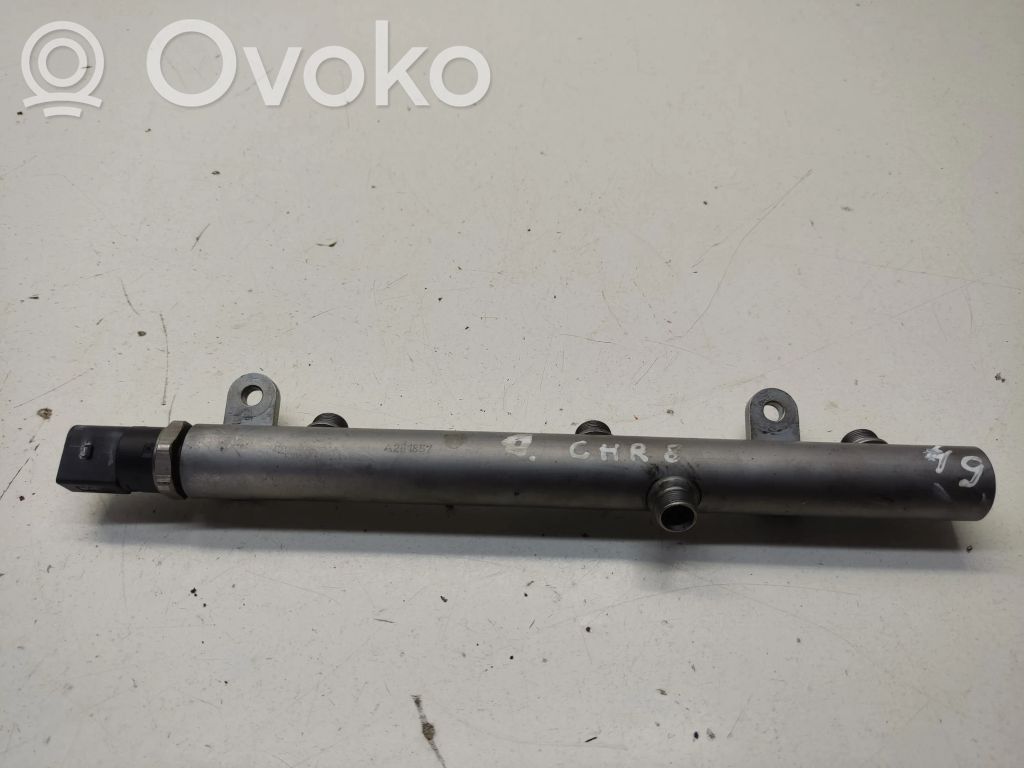 Chrysler 300 - 300C Listwa wtryskowa 